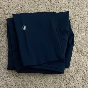 Gently used lululemon legging